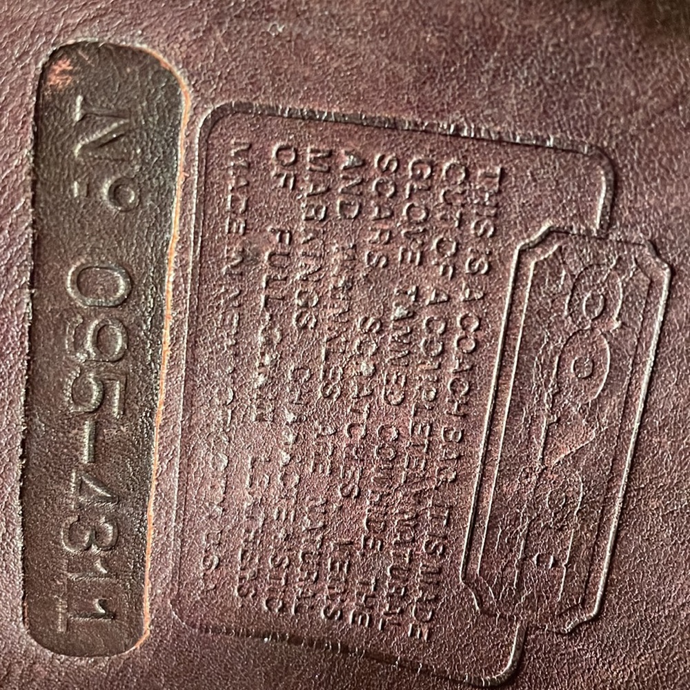 Vintage Coach - 1970’s “Basic Bag” - Burgundy Leather - Picture 5 of 6